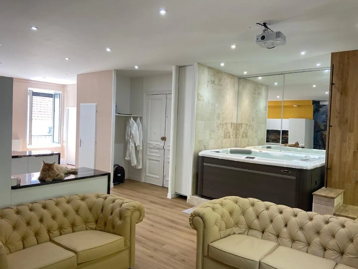 Loft Eden jaccuzi prestations haut de gamme 92m2-2 chbres Chamalières 0*,  France